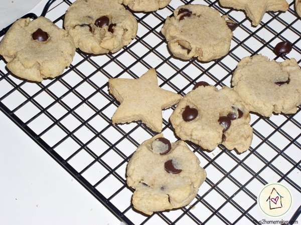 healthy Purim cookies -- chocolate chip adaptation