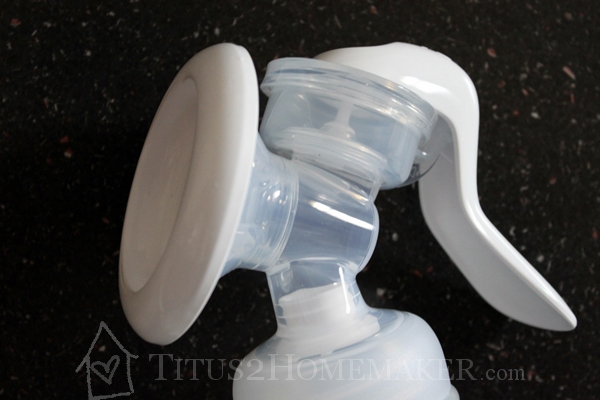 AVENT Comfort Breast Pump and natural bottle review at Titus 2 Homemaker - #t2hmkr