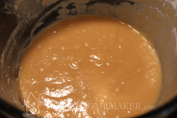 Make easy gluten-free coconut cupcakes. #t2hmkr