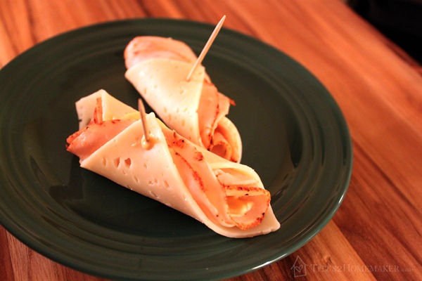 Chipotle-Cheddar-Bacon-Swiss Wraps #t2hmkr