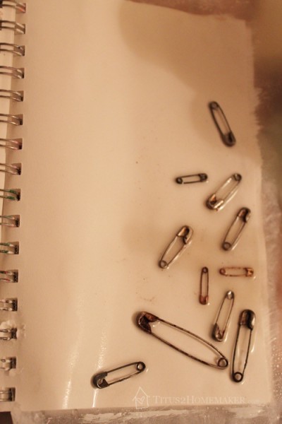 scattered safety pins  #t2hmkr