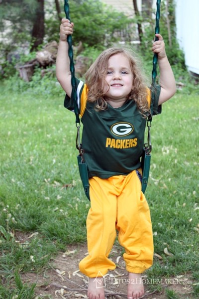 Livia's Packers gear from BabyFans #t2hmkr #gbpackers