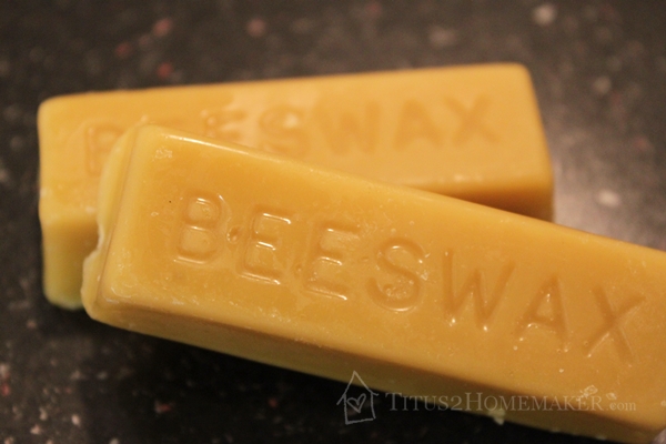 Making solid lotion is as simple as measure, mix, and pour! -- Titus 2 Homemaker #t2hmkr #diy