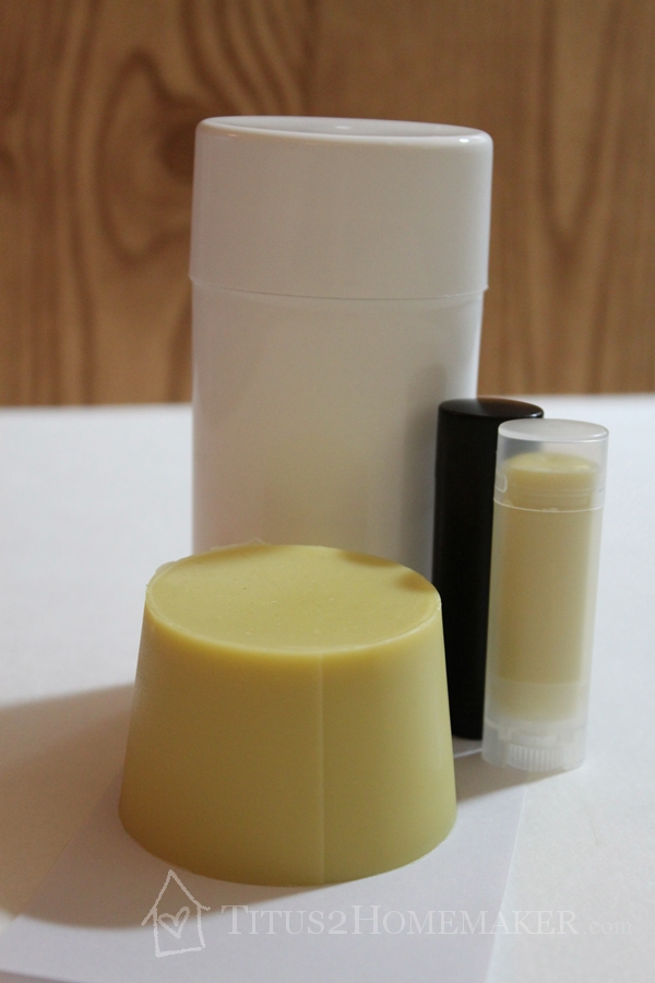 Making solid lotion is as simple as measure, mix, and pour! -- Titus 2 Homemaker #t2hmkr #diy