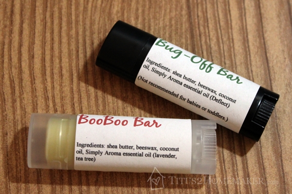 Making solid lotion is as simple as measure, mix, and pour! -- Titus 2 Homemaker #t2hmkr #diy