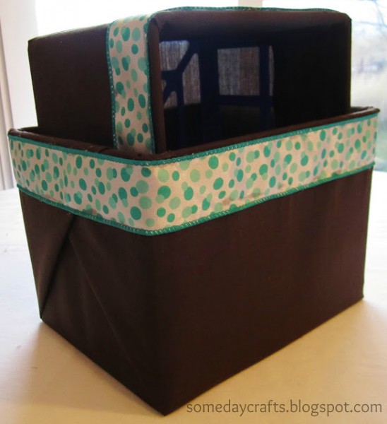 DIY: Gift Basket Containers to Make (roundup) -- Titus 2 Homemaker (dollar store covered baskets from Someday Crafts) #t2hmkr